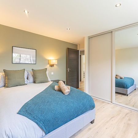 דרבי Stylish 1 Bedroom Apartments Free Parking Good Location מראה חיצוני תמונה
